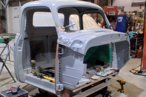 54 GMC Door fitting (2) 54 GMC Door fitting (2)